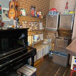 THE BURGER HEARTS - 店内