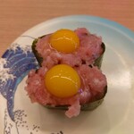 すし江戸 - うずら鉄火