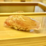 鮨おばな - 握りは金目鯛から