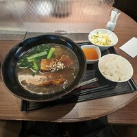 シェンロン - ラーメンランチ(豚角煮ラーメン)