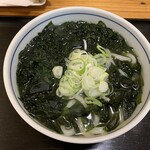 Kuma ya - わかめうどん　４６０円