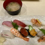 Sushi Izakaya Zensan - あら汁　握り10貫