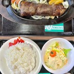 大阪屋 - テキサスステーキセット¥1650内ごはん大盛り¥0　入店時焼き加減を尋ねられる。