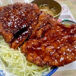 白孔雀食堂 - 名物カツ丼 1,500円