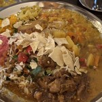 ベジとスパイス オム オム オム - 混ぜましょ