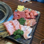 240325163 - 肉5種盛り