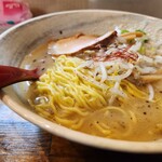 今日という日を◯の日に - 麺のアップです。