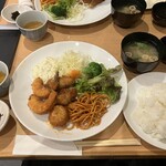 酒処 ばん葵 - 7.ミックスフライ定食（海老2,ホタテ1,牡蠣2入り）￥980