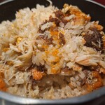 魚と酒 めから鱗 - 香箱蟹の釜飯