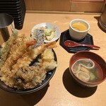 Tendon Semmon Ginza Itsuki - 海老、かしわ天、半熟玉子天、ナス、かぼちゃ、椎茸、いんげん