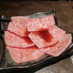 焼肉 うちだ - 石焼きユッケガーリックライスのユッケ