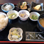 Oreha Sukidayo Shokudou - 俺好き和定食モーニング500円ご飯味噌汁お代わり無料