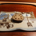 鈴田式 - 薪焼きの加賀蓮根､出汁で炊いたフォアグラ