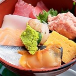 Maguro Oroshi No Fisshari-Zu Terasu - 本日の限定丼