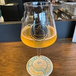 The Villa & Barrel Lounge - 