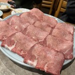 炭火焼肉ホルモンさわいし - 