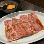 TOKYO焼肉ごぉ はなれ - すき焼きカルビ
