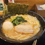 横浜家系ラーメンきがる家 - 