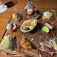 THE DINING シノワ唐紅花＆鉄板フレンチ蒔絵 - 