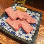 Yakiniku Dainingu Shige - 