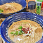 Wafuugyokaidashisousakumendokoro goseki - 魚介醤油するめいかラーメン