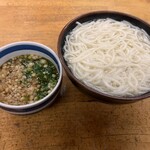 釜揚げうどん 戸隠 - 釜揚げ卵入り（大） ¥900