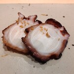 すしやのたい悟 - 真蛸の桜煮・フランス岩塩で