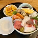 Ooyama Bunkou - ランチの海鮮丼