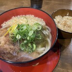 韓国料理とおばんざい ふぁじゃ家 - うどんは500円、ごはんは100円