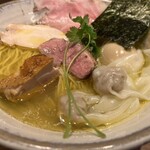 ジャパニーズ ラーメン 五感 - 
