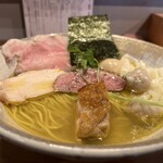 ジャパニーズ ラーメン 五感 - 