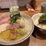 ジャパニーズ ラーメン 五感 - 