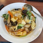 台湾料理 シンリュウ - 中華丼
