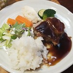 キッチン ブルー グローブ - ご飯を乗せて、ソースを吸わせます