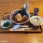 Hachiman Shokudou Korekoujitsu - 中華そばライス･副菜2品セット