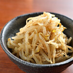 Bean sprouts namul