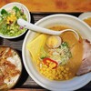 Matenrou - Bセット 1250円　みそ麺小盛り（50円引き）、バター入り（130円）、サラダ、肉丼小盛り、お新香