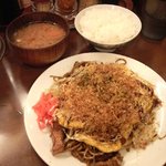 銀ちゃん 新宿紀伊国屋店  - お好み焼きそば　Ｂセット（とん汁＋ご飯）
