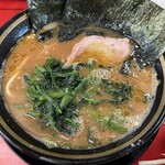 豚骨醤油ラーメン 王道家 - 