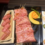 焼肉とんがらし玉 - 