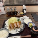 Tonkatsu Kagurazaka Sakura - 