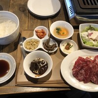 熟成和牛焼肉エイジング・ビーフ 神楽坂飯田橋店 - 