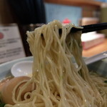 らーめん まる玉 - 細麺ストレートは、デフォルトで茹で過ぎ！