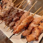 Nikuzushi Yakitori Tabehoudai Koshitsu Izakaya Waiwai Toukyou Shinjukuten - 