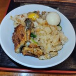 Washoku Katsura - 香ばしく焼き上げられた鰻とご飯のお焦げが最高!!