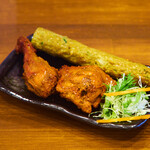 ハリ オム - TANDOORI CHICKENとSHEEK KABAB