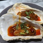 バンゲラズスパイスビストロ＆カフェ - 牡蠣のアチャール
