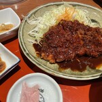 名古屋名物 みそかつ 矢場とん - 