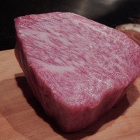 ビフテキのカワムラ 三宮本店 - 最優秀受賞神戸ビーフロース120g