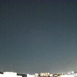 焼きもの家 慶 - 飲みながら自宅の監視カメラを東の空に向けると、ちょうど月が昇るところだった^_^